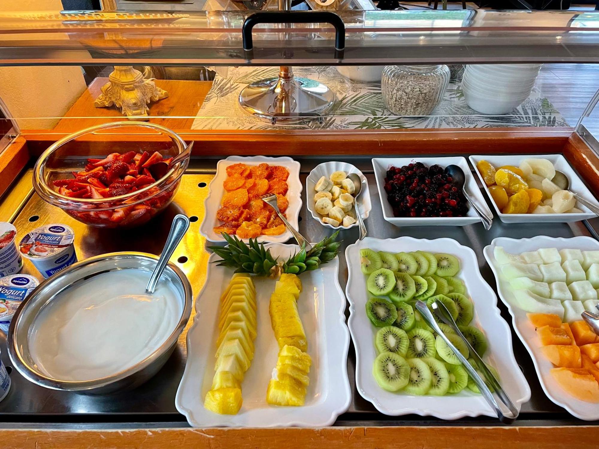 ברדולינו B City Hotel מראה חיצוני תמונה