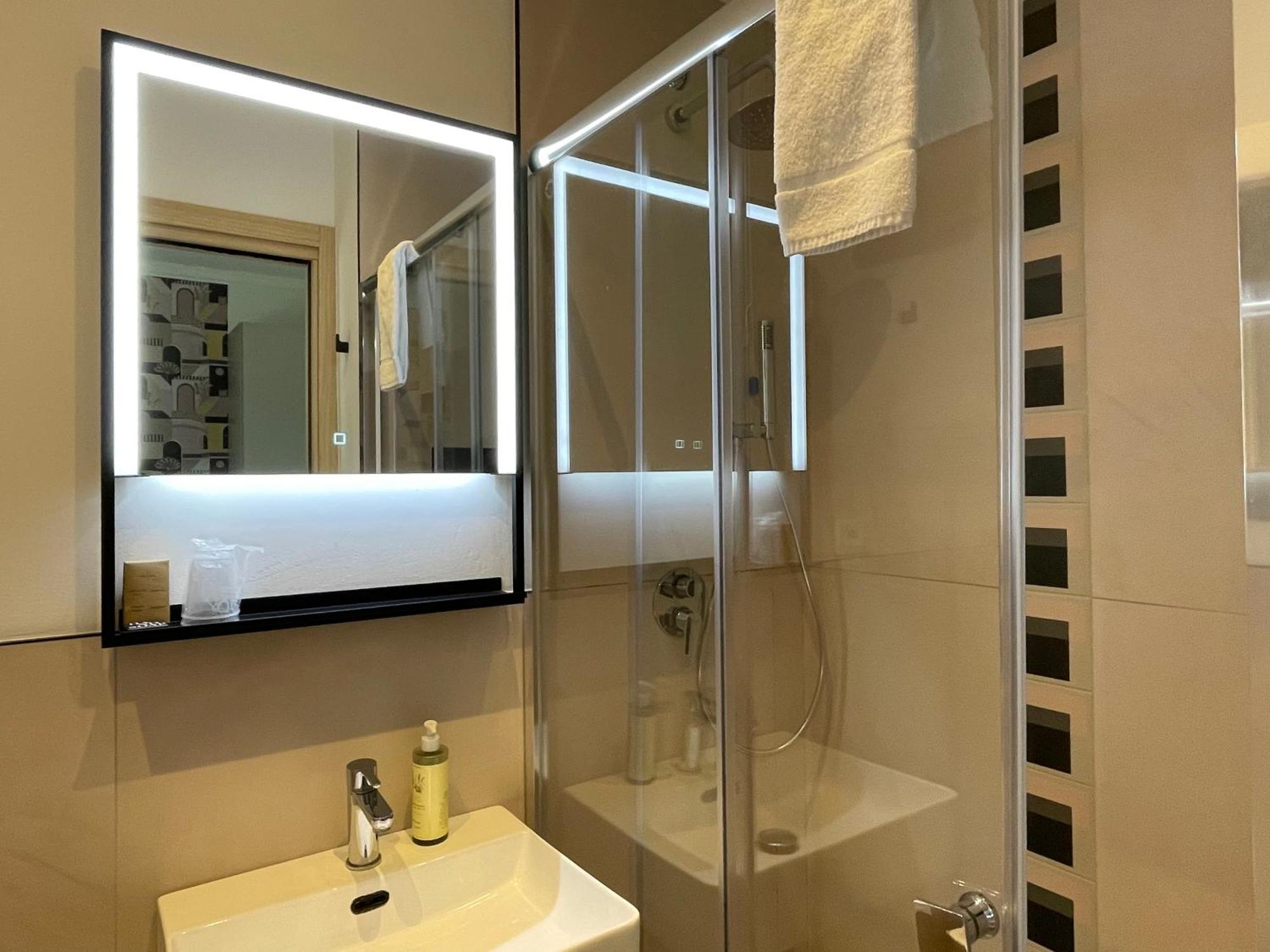 ברדולינו B City Hotel מראה חיצוני תמונה
