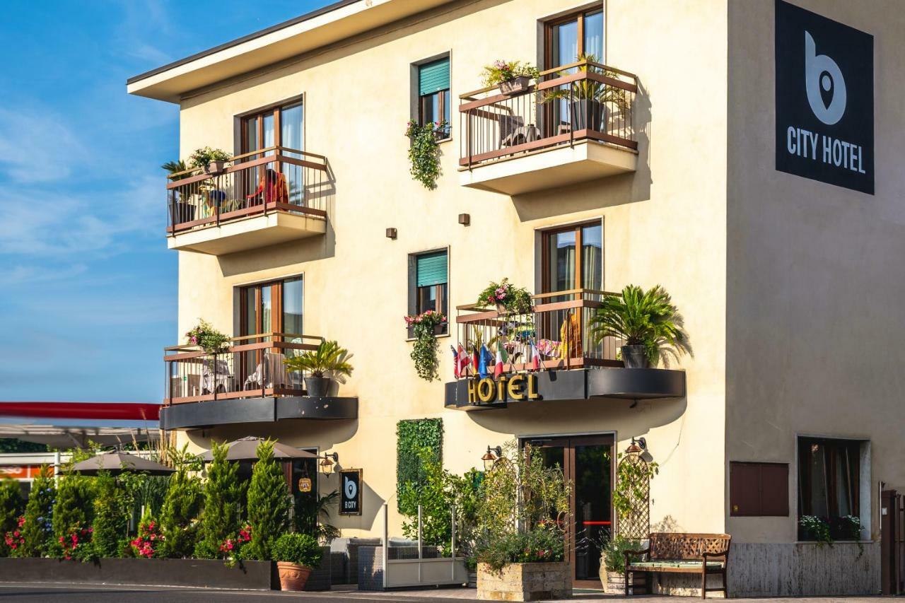 ברדולינו B City Hotel מראה חיצוני תמונה